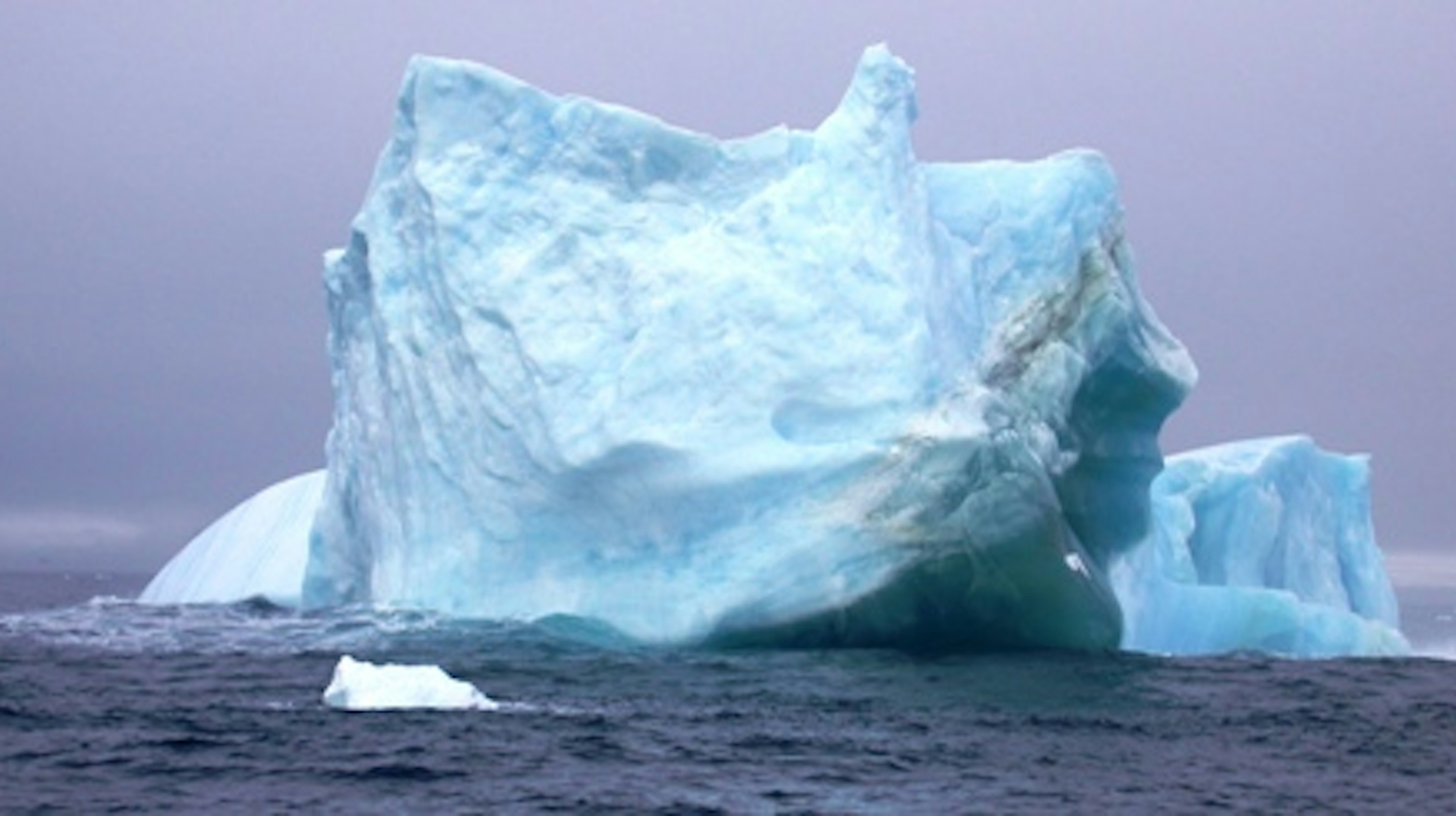 Isberg vid Antarktis