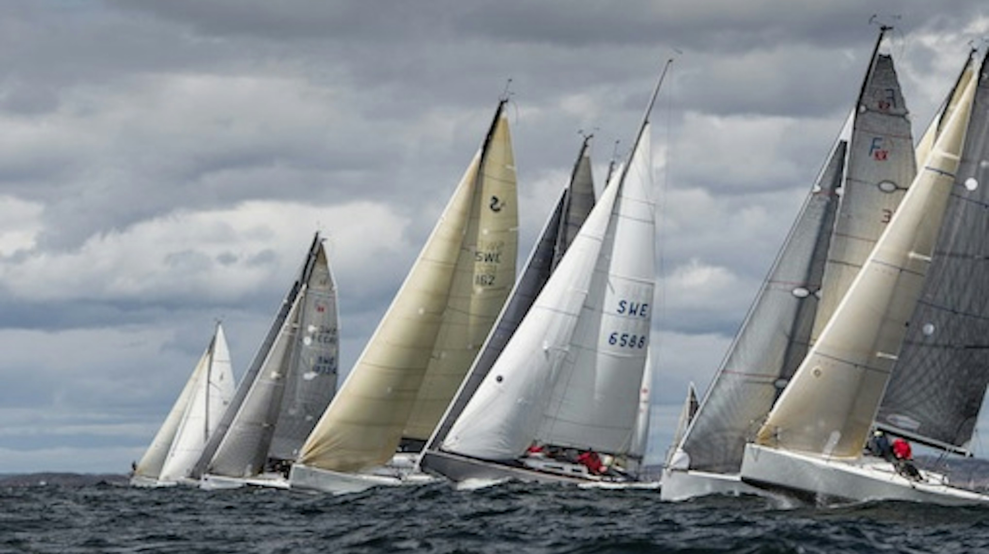 Big_Boat_Race_Marstrand_puff