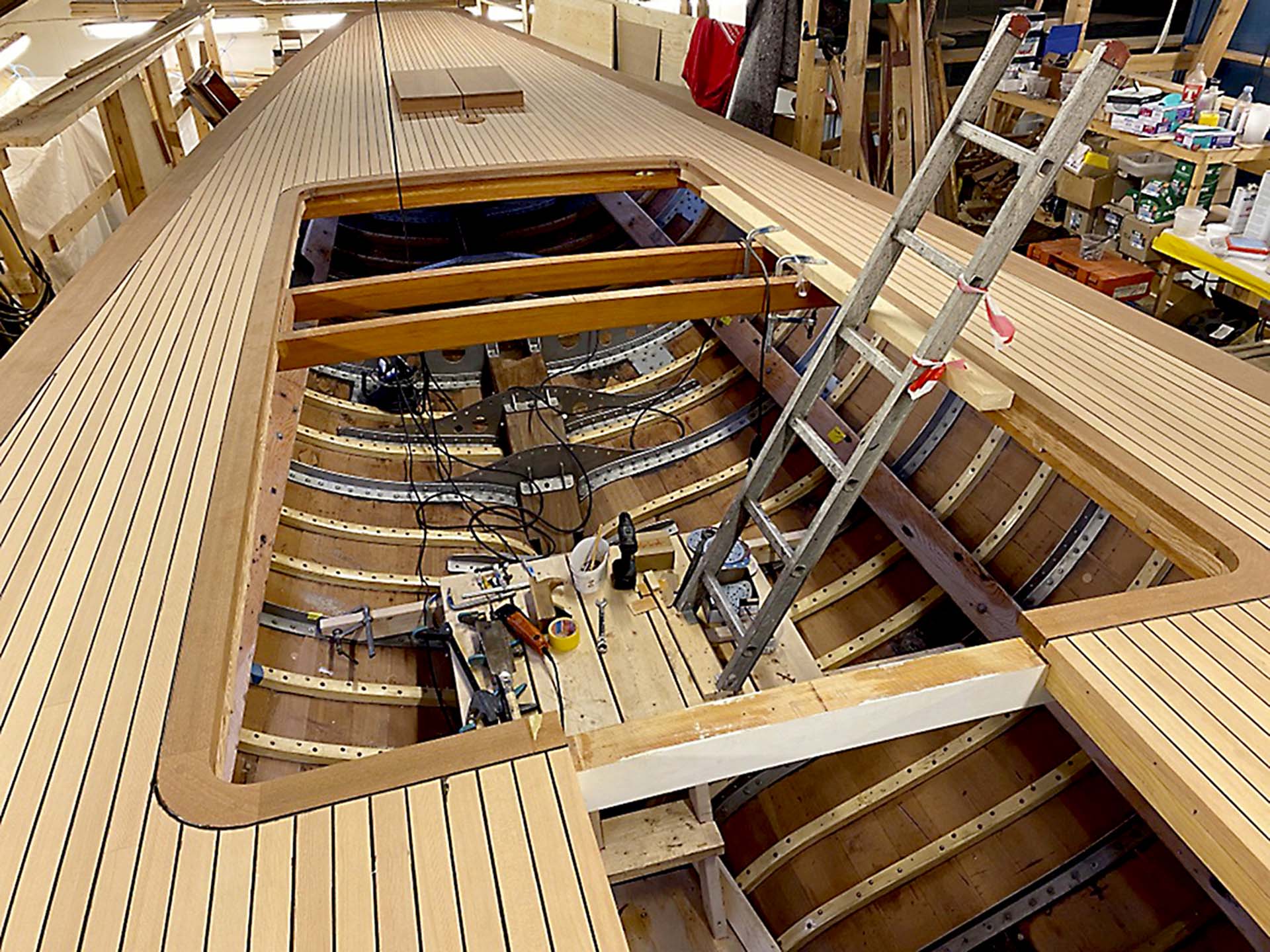 12mR-Princess-Svanevit-under-renovering