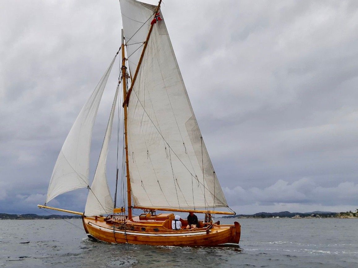 kostern-tjorven-seglar-i-norge