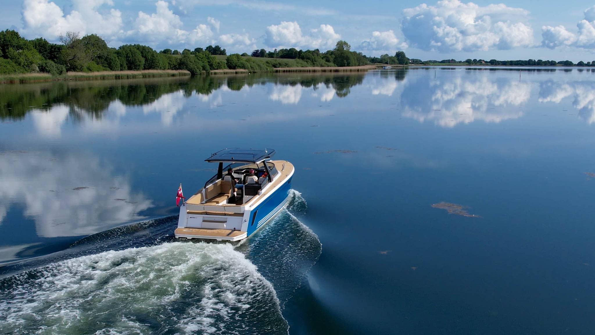 X-Power-kor-genom-dansk-kanal