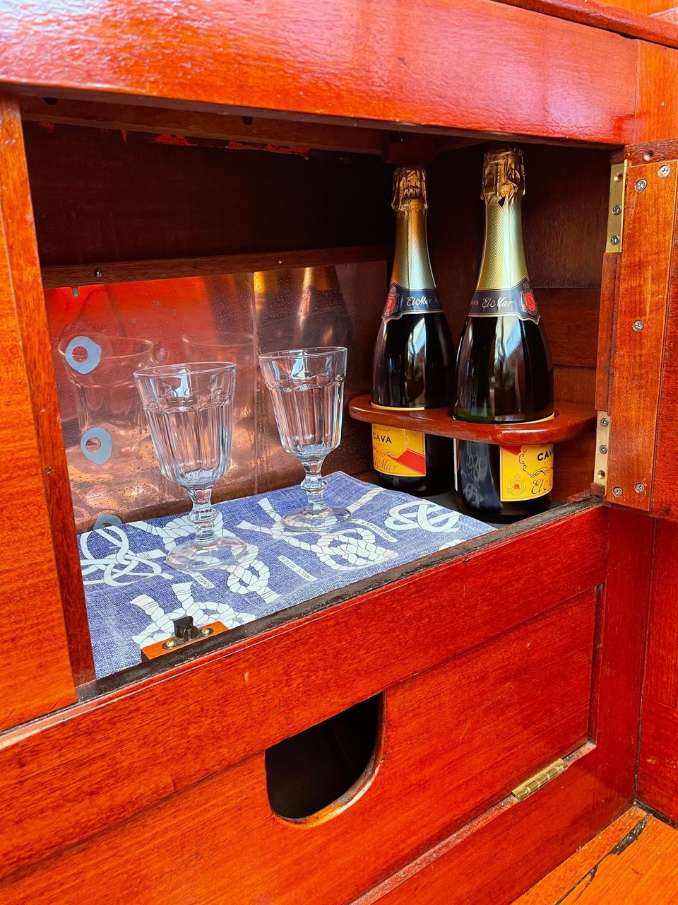 Barskap_pa_Petterssonbat_med_elmotor