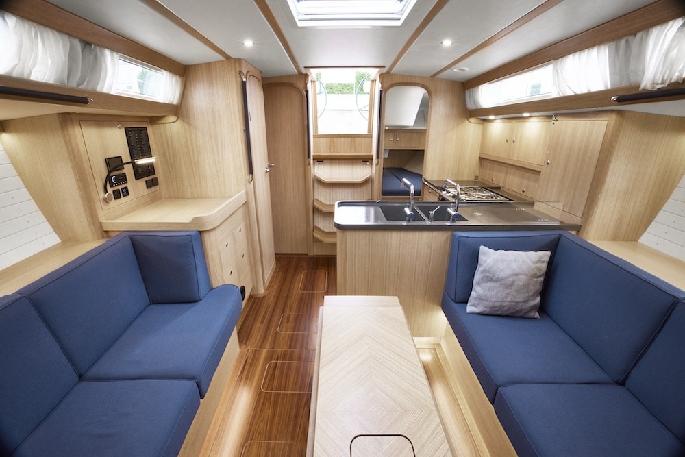 Linjett_39_salong_akter