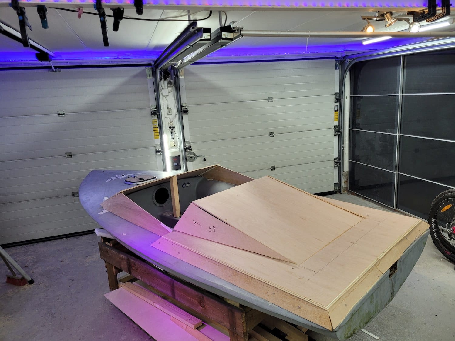 Mini_musskelbat_bygge_3