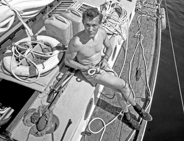 Robin_Knox_Johnston_dack