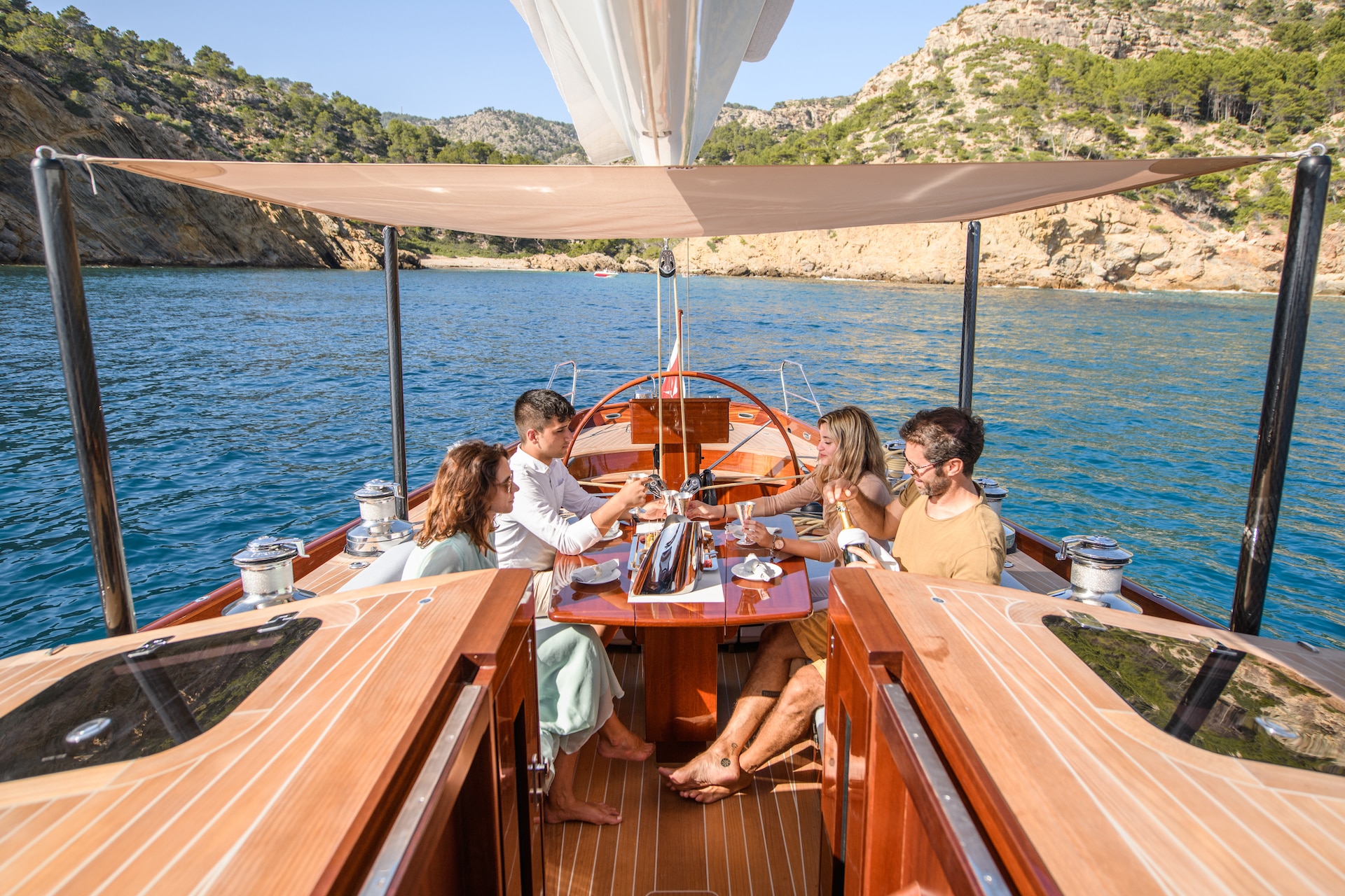 Spirit-yachts-74dh-klassiker-modern-trabat-