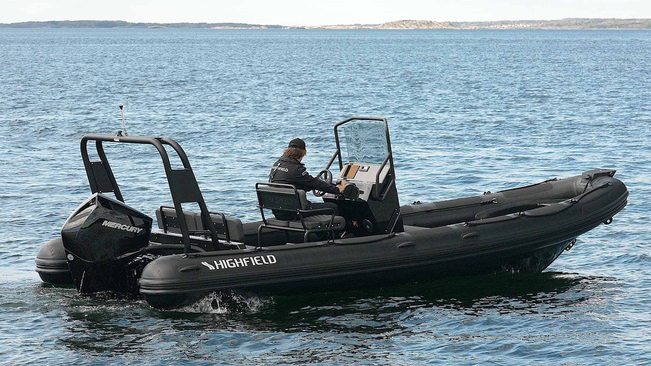 Highfield_PA700_Patrol_stillaliggandes