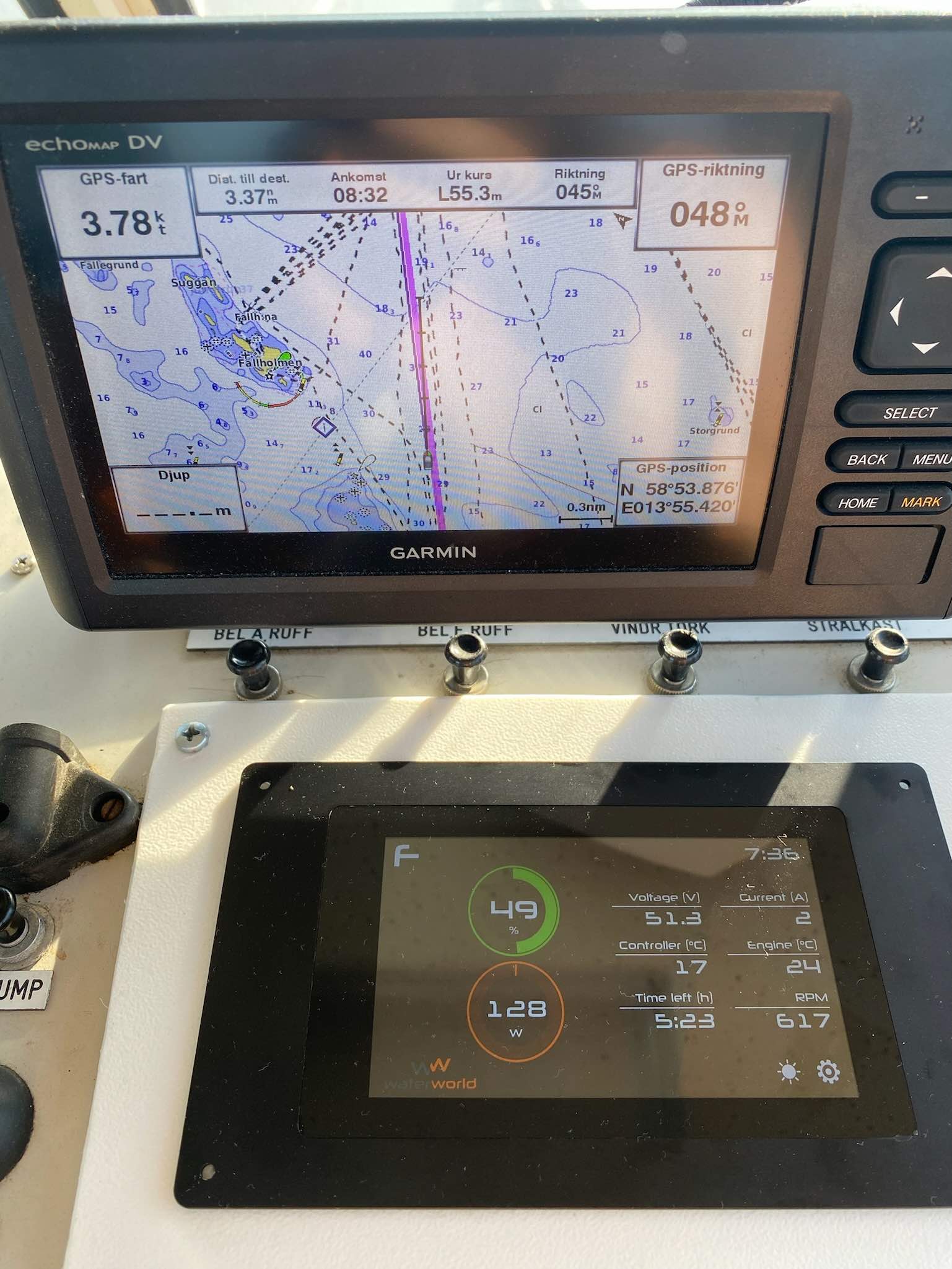 Alexander kan hålla stadiga 3,6 ljudlösa knop i 50 timmar om så skulle behövas.