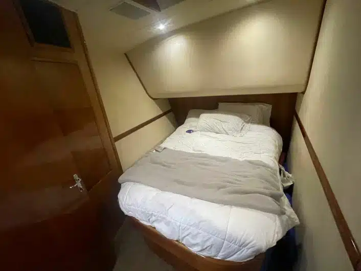 sopranos-bat-boat-for-sale-till-salu