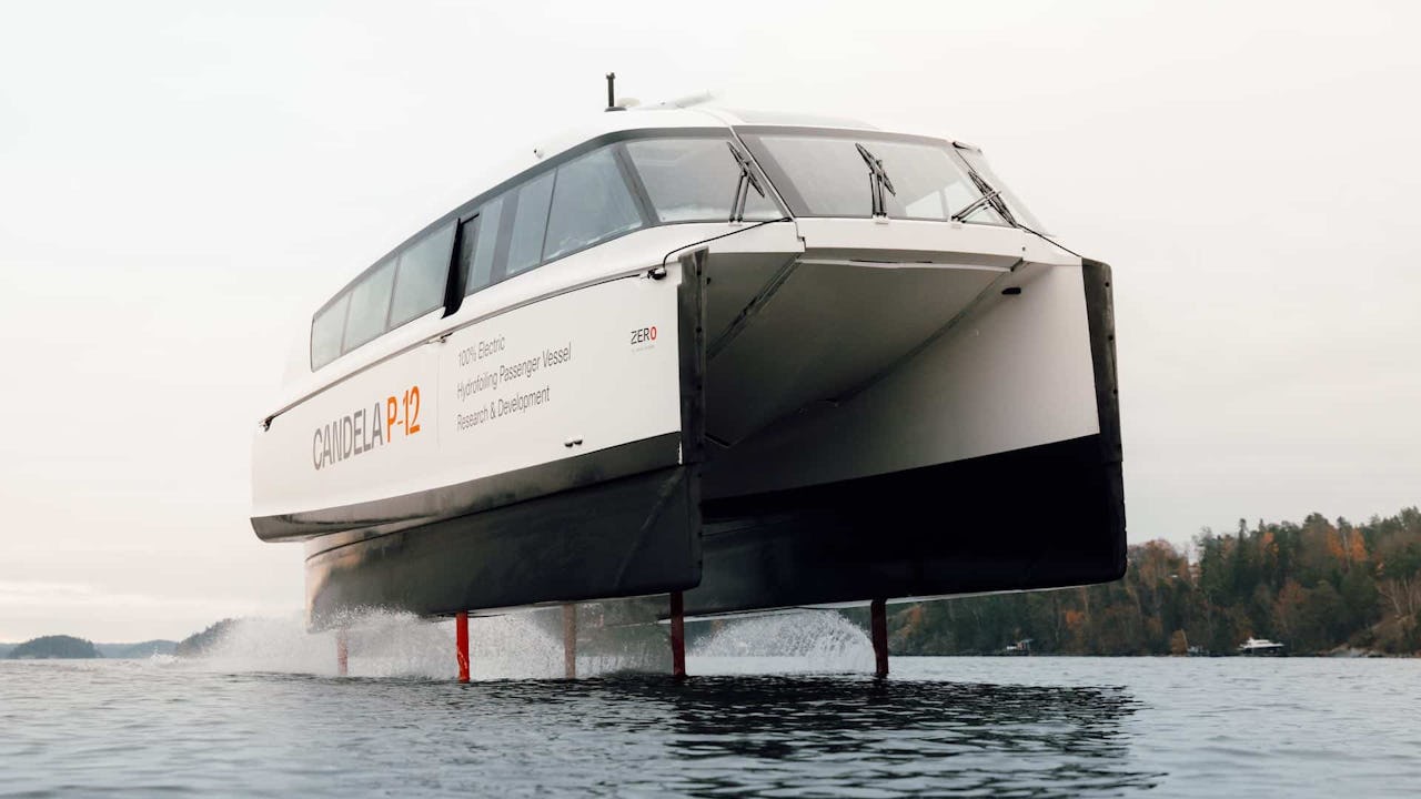 Candela-p12-shuttle-serieproduktion-stockholm-eldriven-passagerarfarja-eldrift
