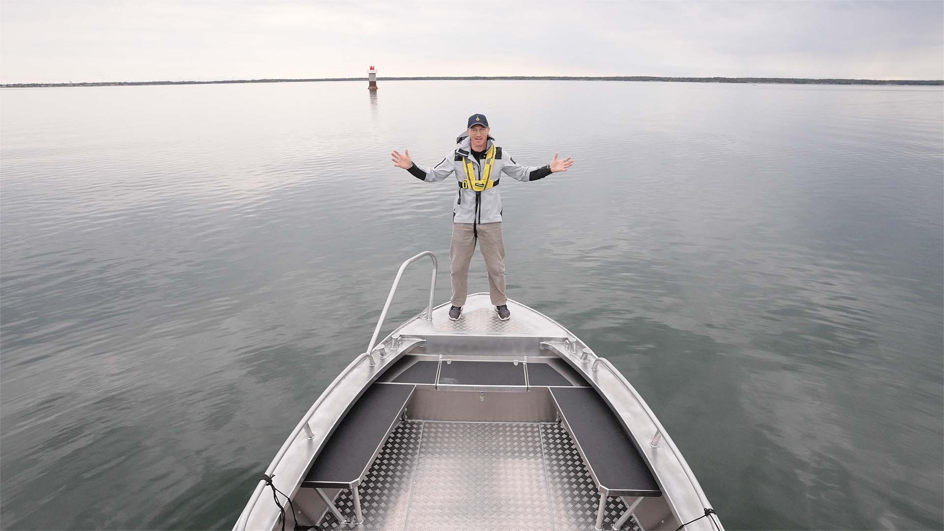 Arronet-30-Surprise-fördäck