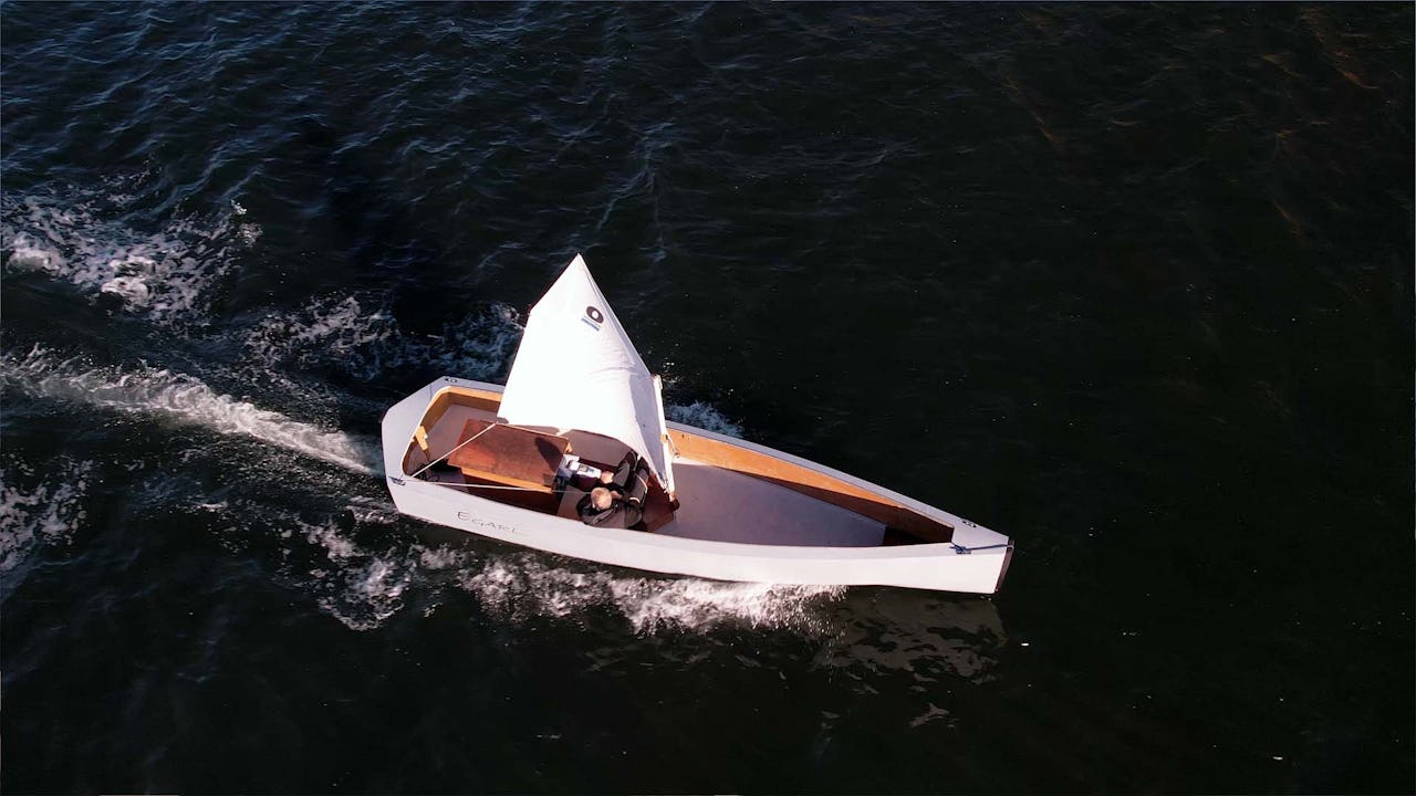 Egarl-elbåt-test-ovanifrån