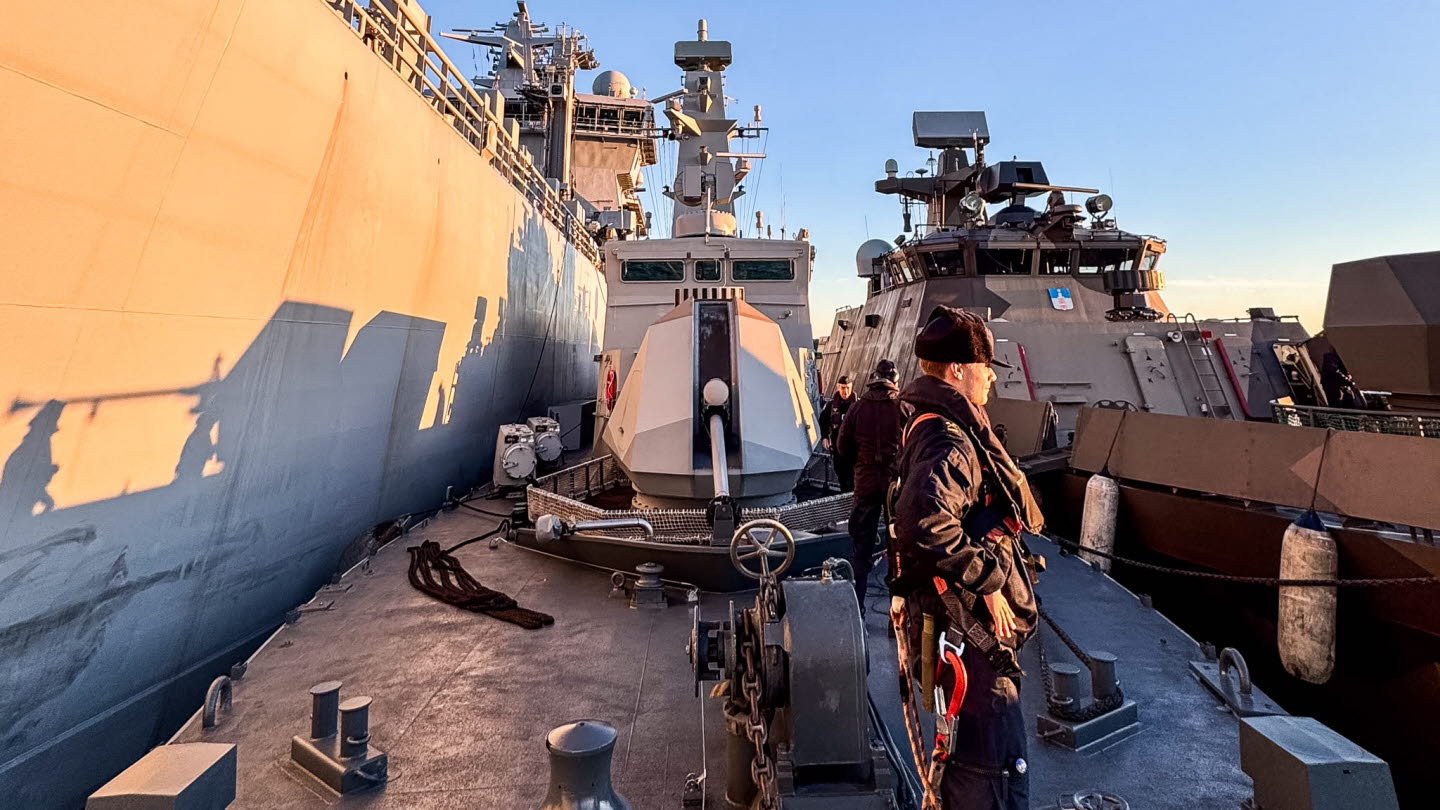 HMS-Sundsvall-Marinövning-förtöjd