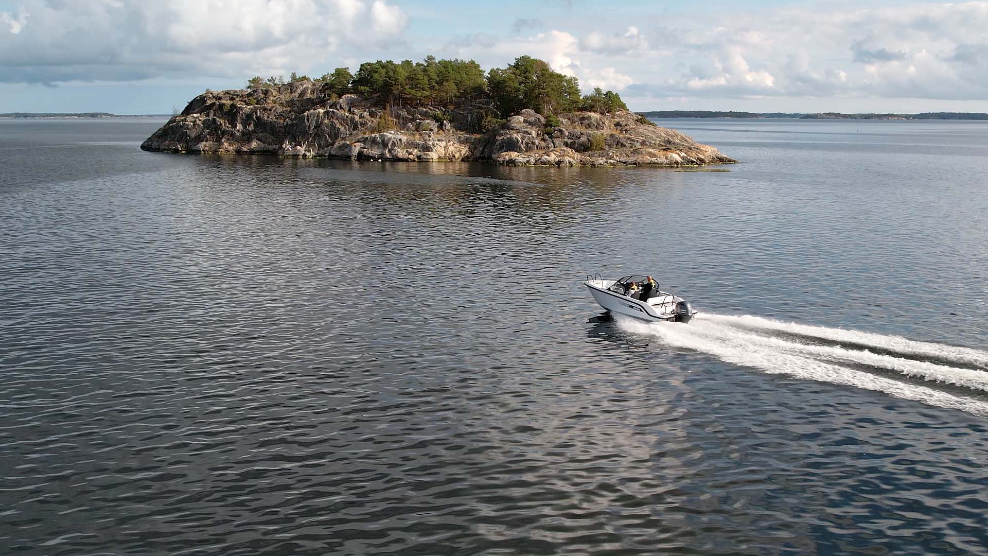 Yamarin-Cross-55-BR-Test-långt-håll