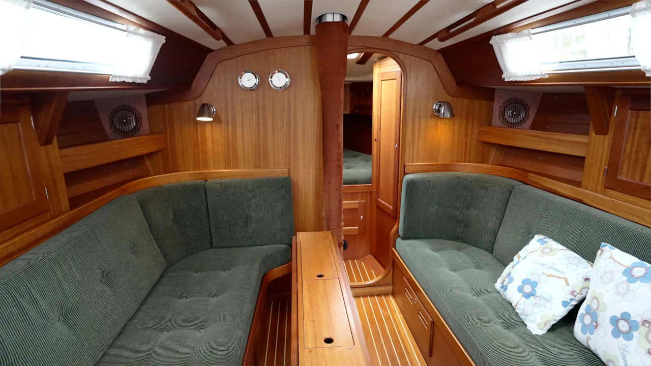 Linjett-33-Begtest-salong