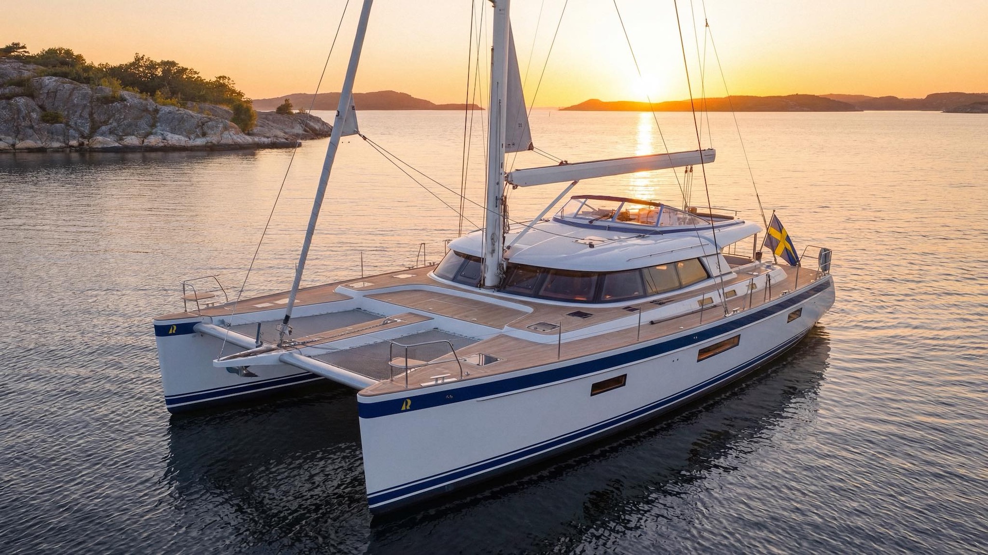 Aprilskämt-HallbergRassy