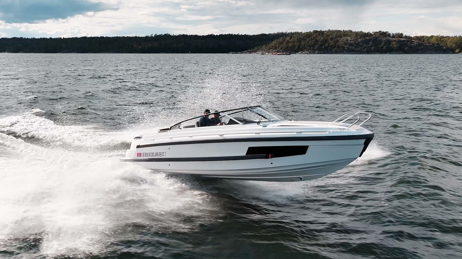 Ibiza 811 Touring daycruiser